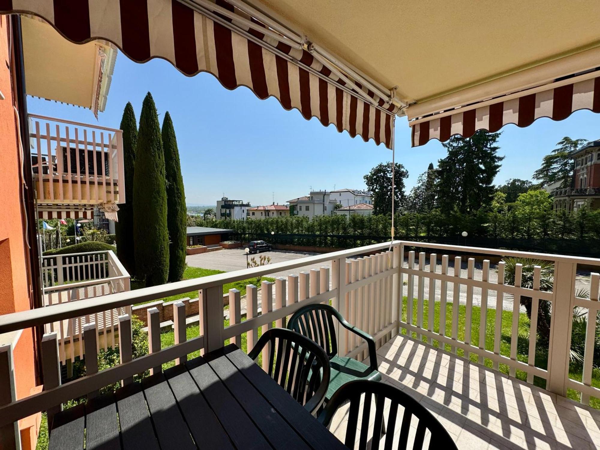 Easy Apartments Peschiera Peschiera del Garda Eksteriør bilde