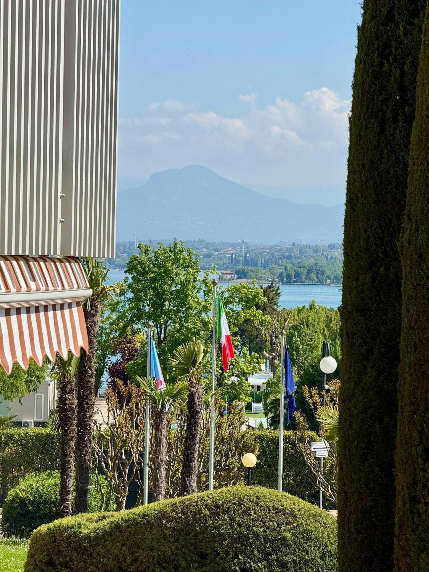 Easy Apartments Peschiera Peschiera del Garda Eksteriør bilde